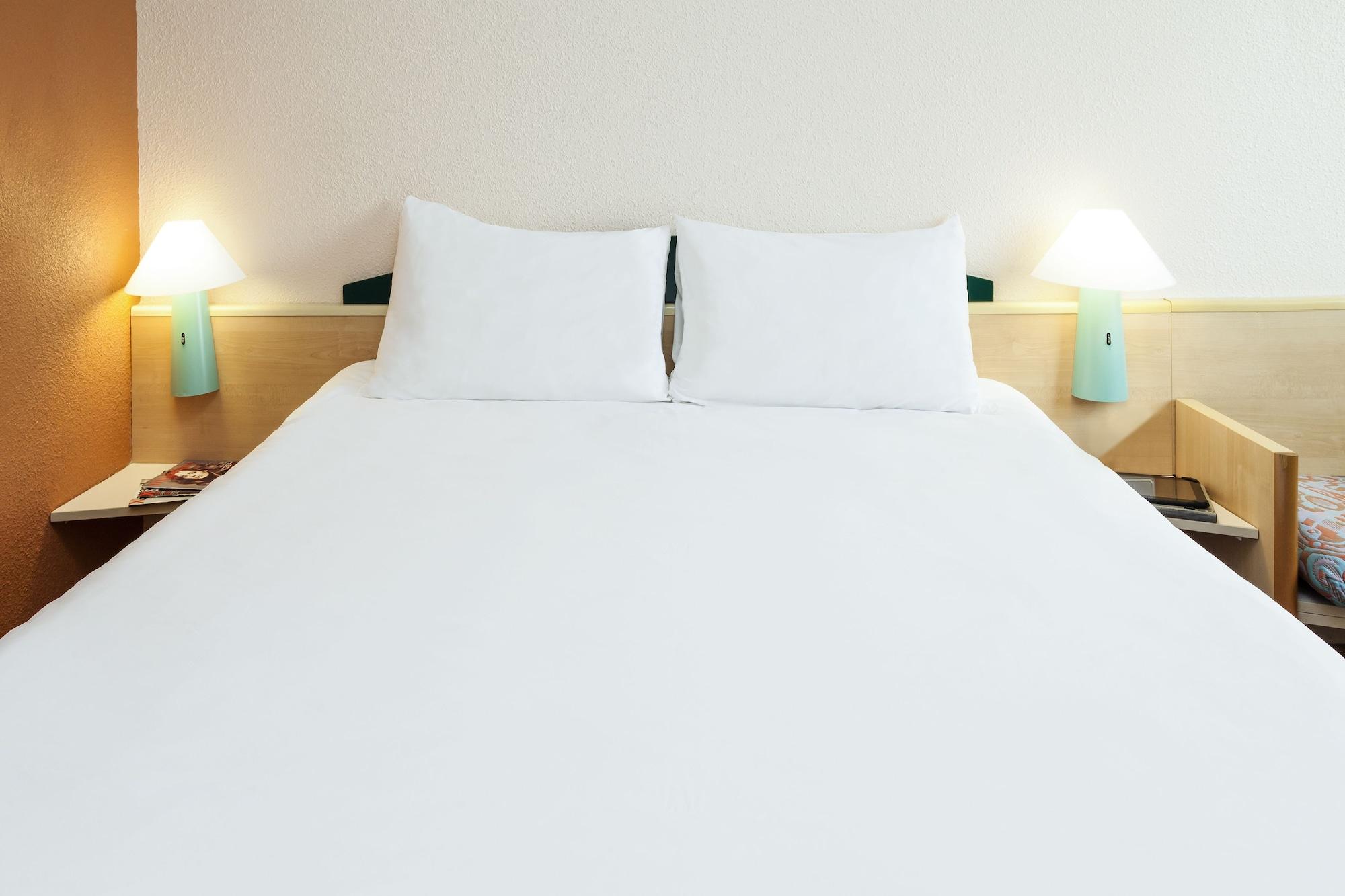 Ibis Sion Hotel Bagian luar foto