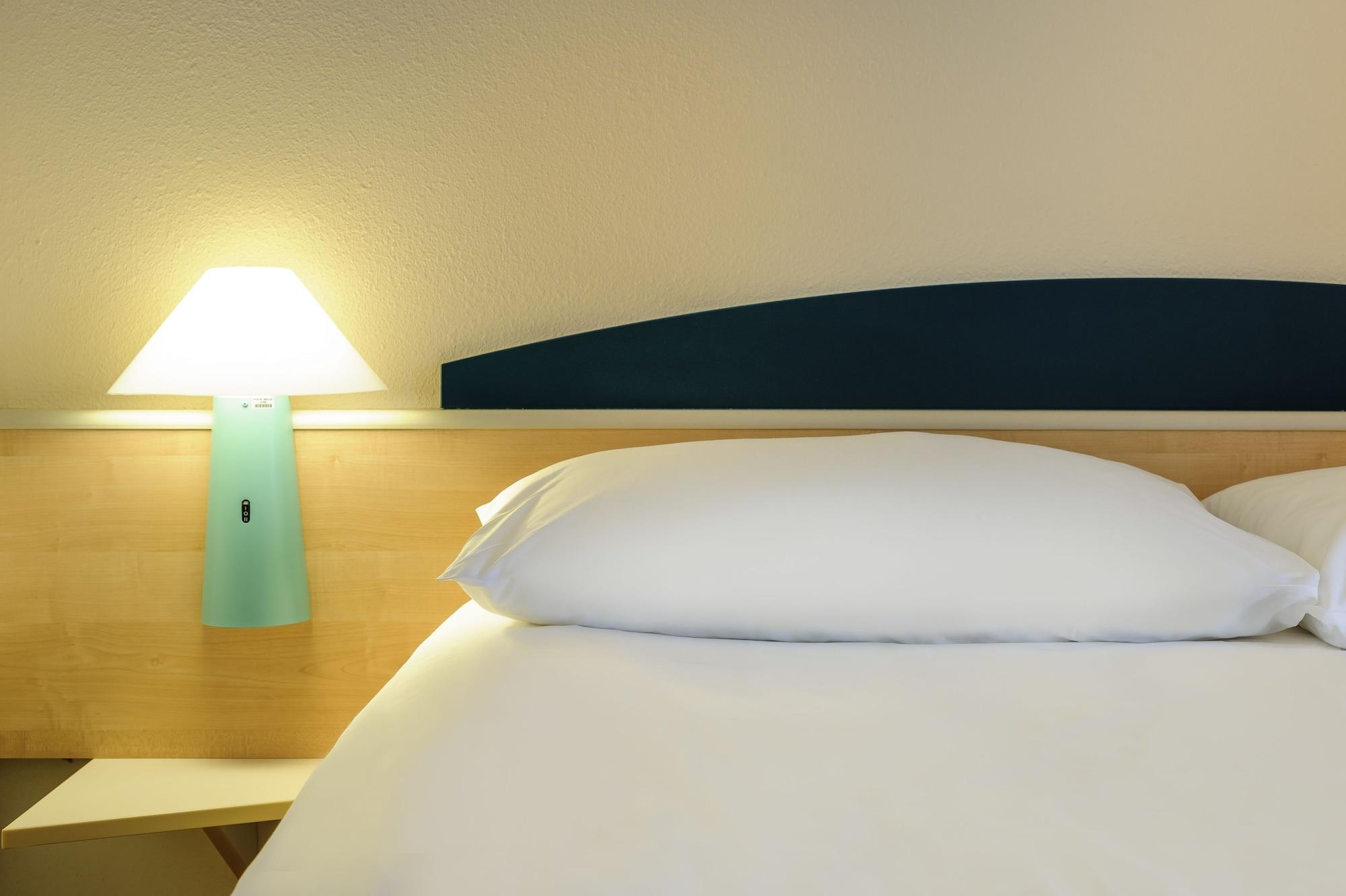 Ibis Sion Hotel Bagian luar foto