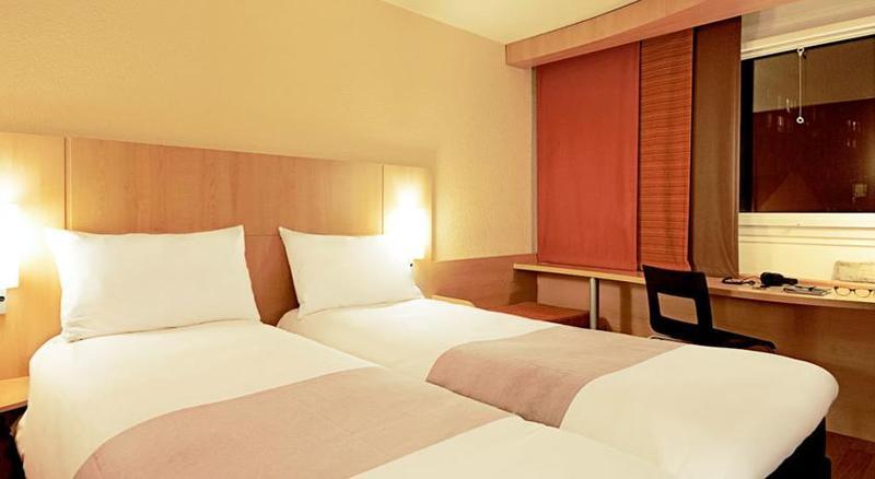 Ibis Sion Hotel Bagian luar foto