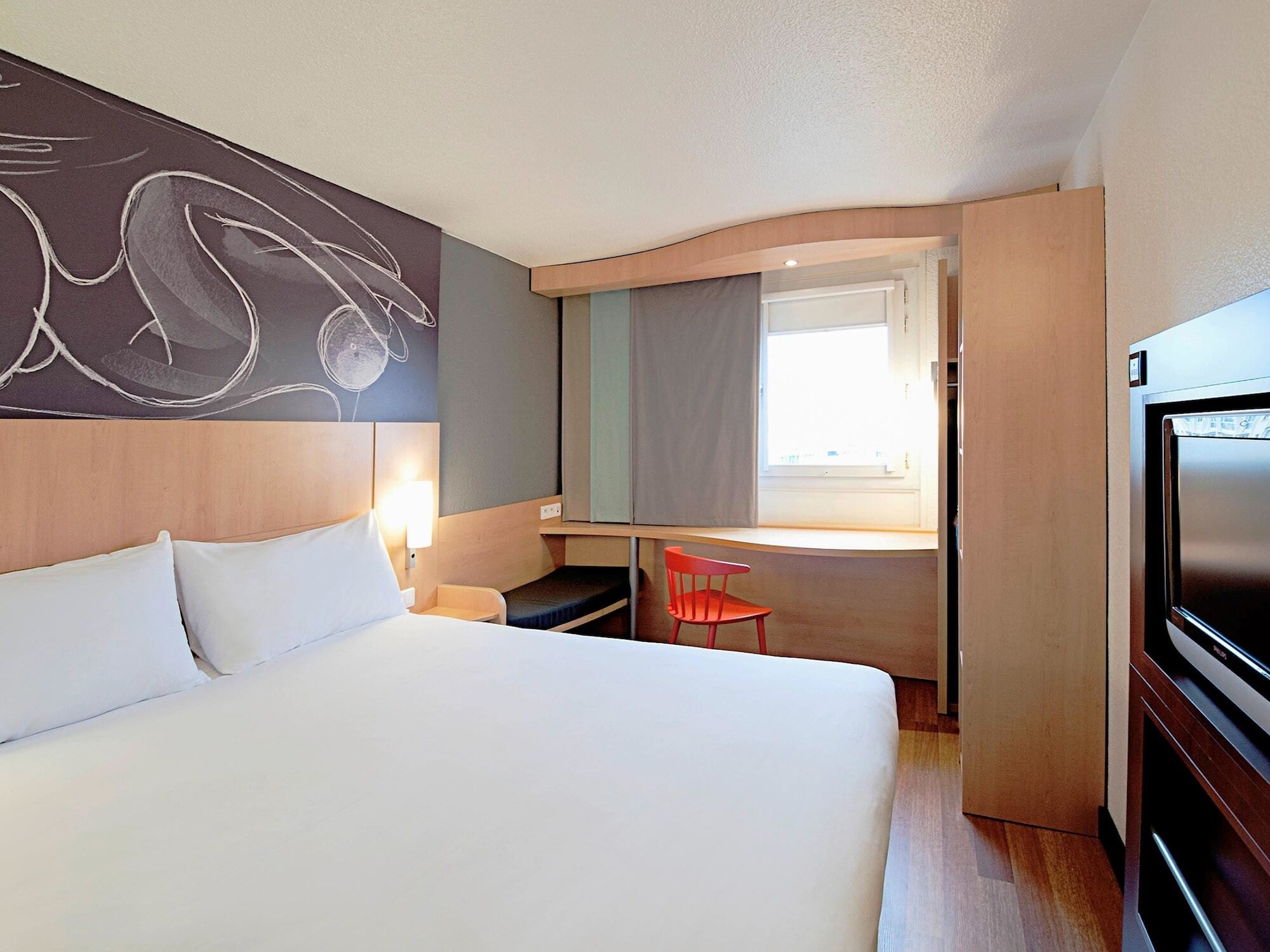 Ibis Sion Hotel Bagian luar foto
